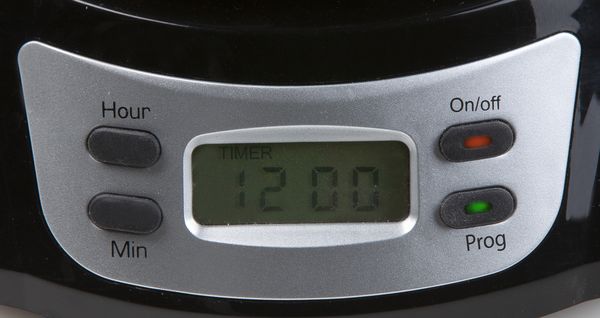 Kávovar s časovačem a termokonvicí - DOMO DO709K