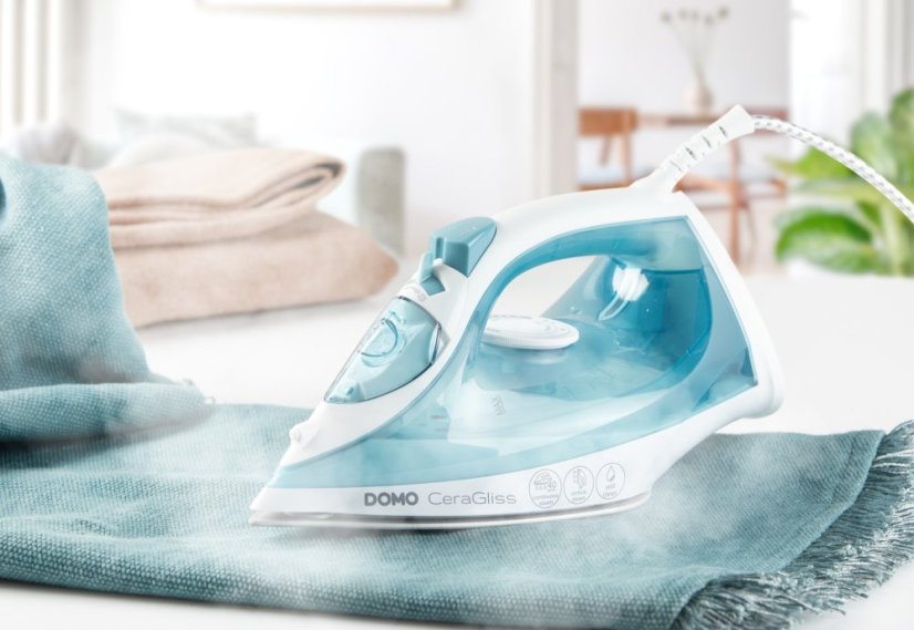 Napařovací žehlička CeraGliss - keramická - DOMO DO7060S