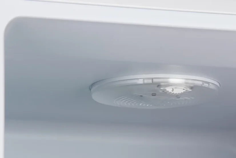 Retro lednice s mrazákem dole - matná černá - DOMO DO91713R