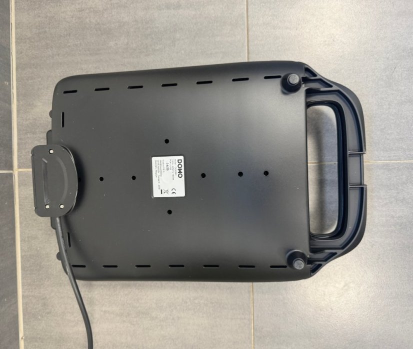 Sendvičovač XXL na 4 sendviče - černý - Outlet - DOMO DO9296C/B