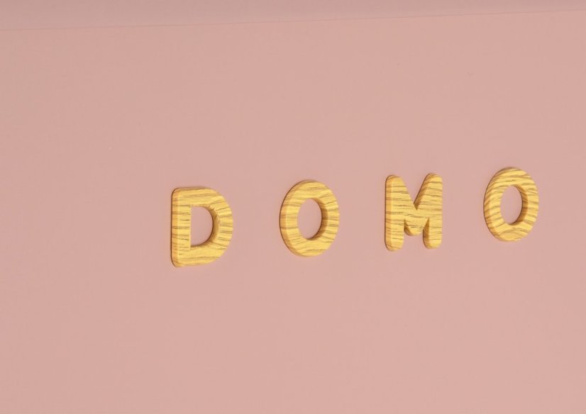 Retro lednice s mrazákem uvnitř - růžová - DOMO DO91708R