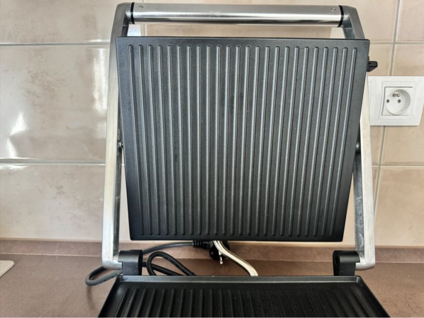 Kontaktní gril panini Cool Touch - Outlet - DOMO DO9225G/B