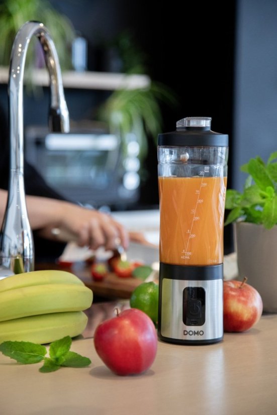 Aku smoothie mixér Blender-to-go 120W - černý - DOMO DO751BL
